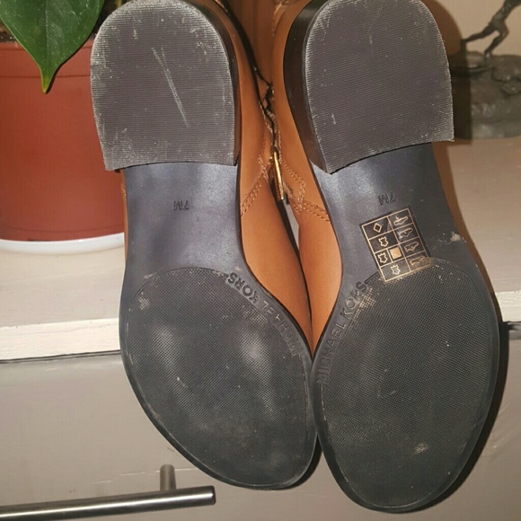 ⭕Michael kors Leather Boots - Picture 3 of 7